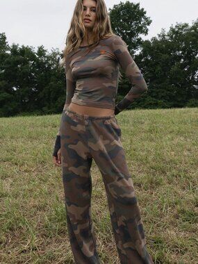 The Yummy Pant - Decoy Camo in Earth
